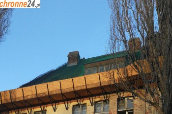 Skawina Zabezpieczenie starego dachu - siatka zabezpieczająca dachówki Sklep Skawina